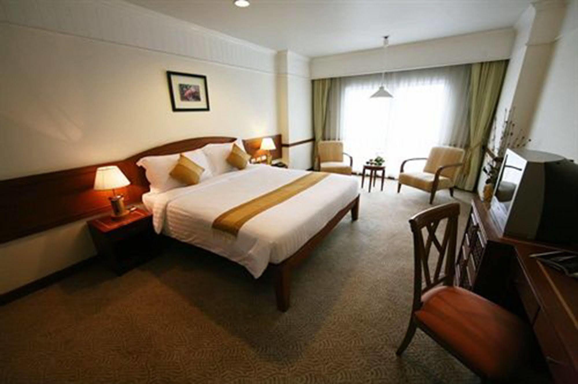 Grand Diamond City Hotel & Casino Poipet Eksteriør bilde